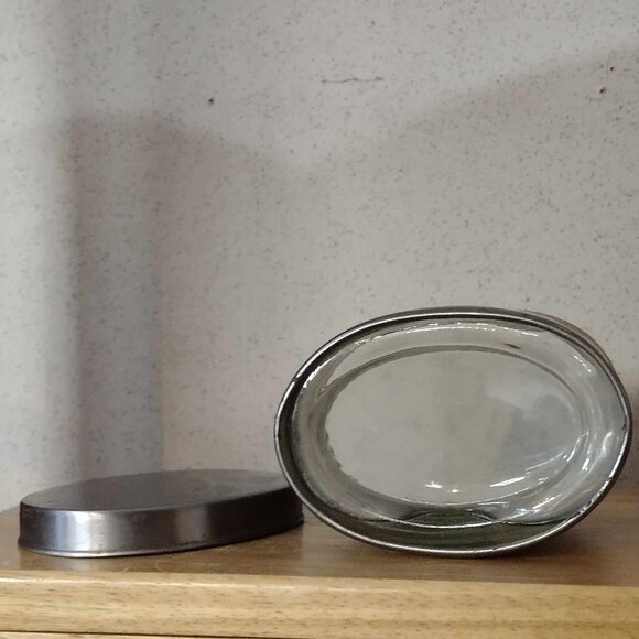 32 oz Airtight Oval Brushed Steel Wrapped Palladium Glass Canister with Window - Picture 3 of 3